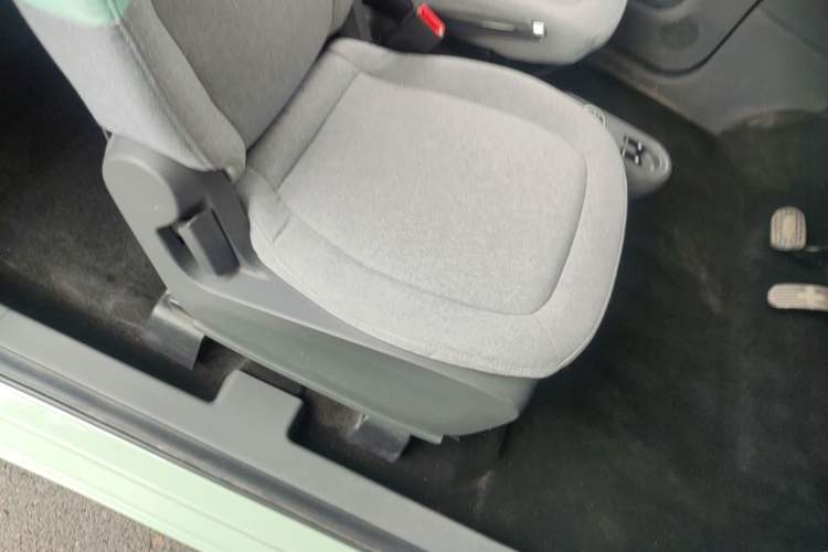 Used Wuling Hongguang MINIEV 2021 Macaron Fashion Model Lithium Iron Phosphate