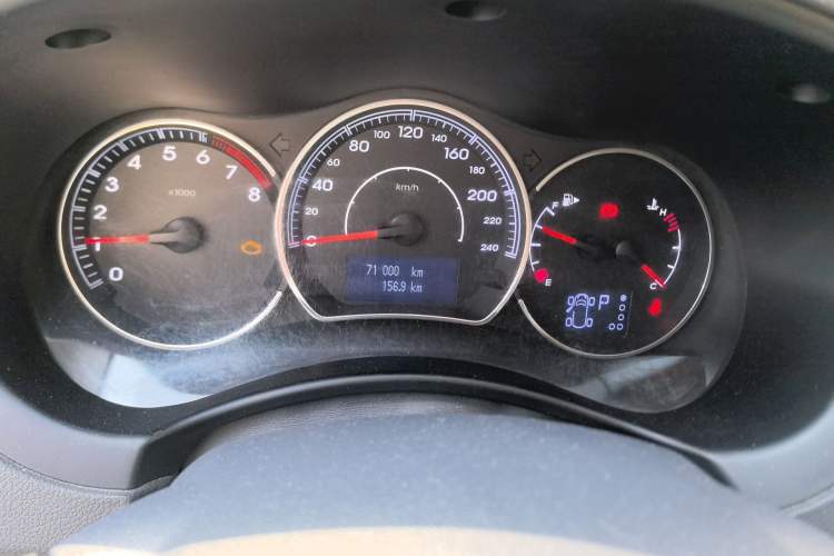 Used Renault Koleos 2014 Revised Version 2.0L Two-Wheel Drive Standard Edition Odometer Close Up