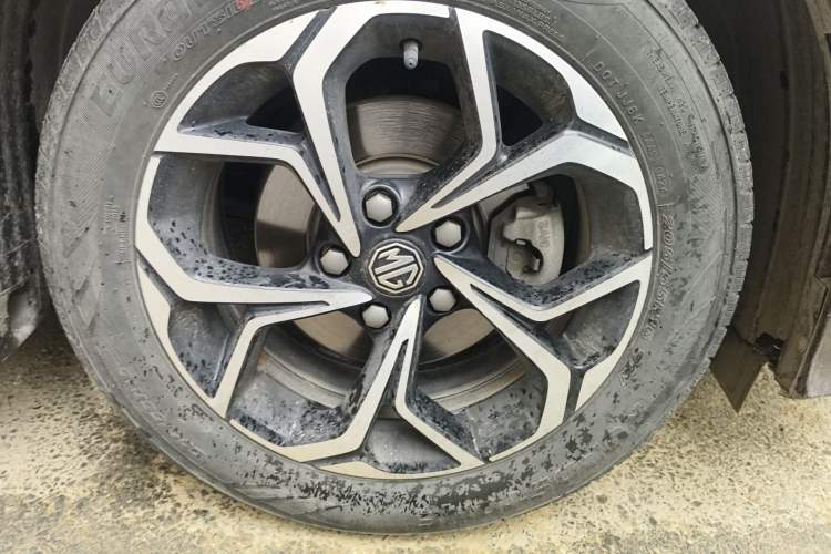 Used MG 5 2021 180 DVVT CVT Youth Luxury Edition Right Front Wheel Hub