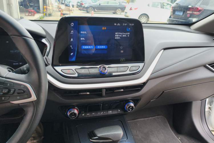 Used Chevrolet Menlo 2022 Starry Edition Audio And AC Panel