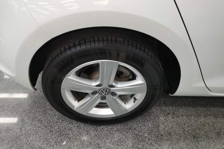 Used Volkswagen Golf 2017 1.6L Automatic Comfort Million-Vehicle Anniversary Edition