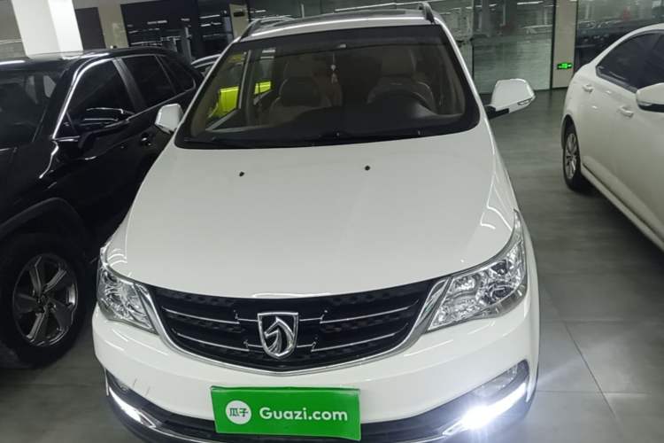 Used Baojun 730 2016 1.8L iAMT Luxury Model 7 Seats