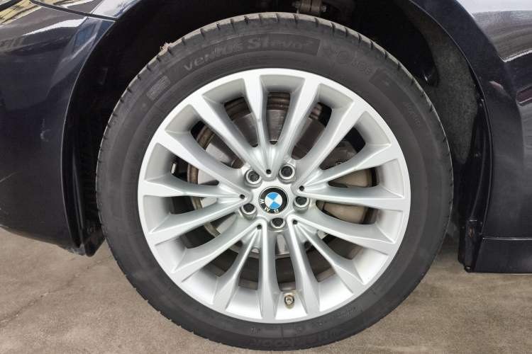 Used BMW 5 Series 2022 Restyled 525Li Luxury Package
