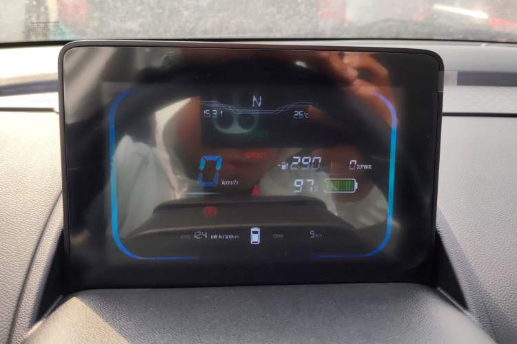 Used CHANGAN NEVO Lumin 2022 301km Honey-Sweet Version Instrument Cluster