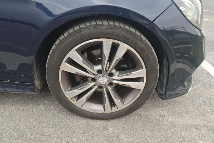 Used Mercedes-Benz E-Class 2015 Restyled E 260 L Sport Edition