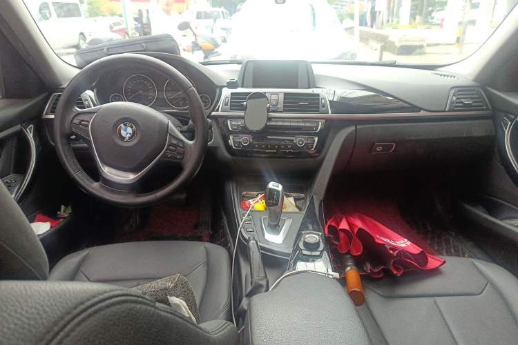 Used BMW 3 Series 2017 320Li Fashion Model
