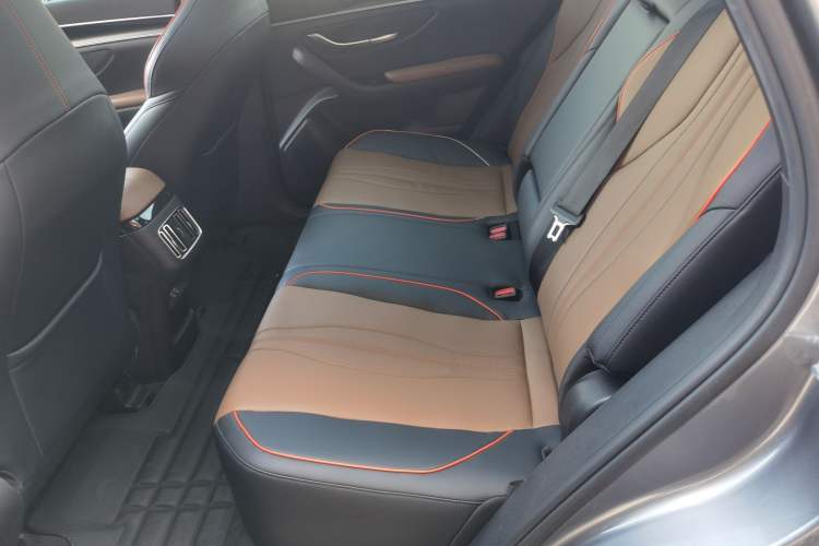Used BYD Song PLUS 2020 1.5T Automatic Luxury Version Left Rear Seat