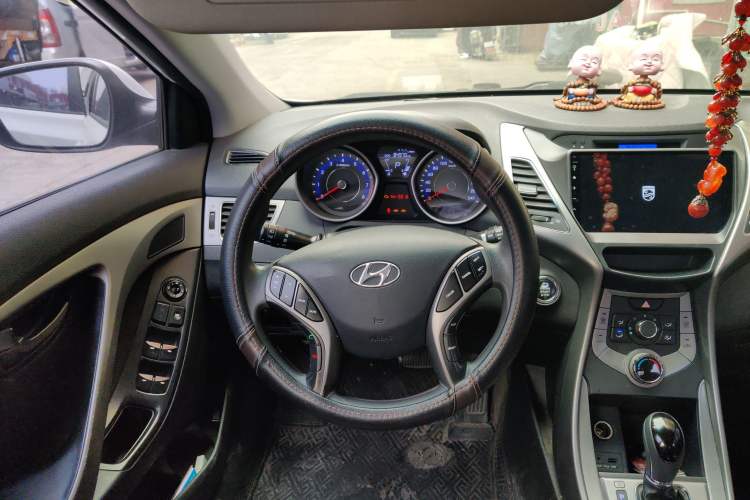 Used Hyundai Elantra (5th Generation / Langdong) 2012 1.6L Automatic Fashion Edition Steering Wheel