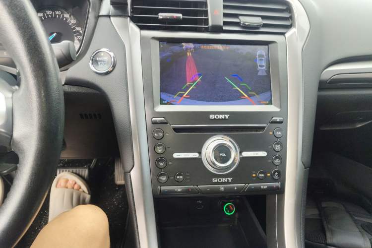 Used Ford Mondeo 2017 EcoBoost 200 Stylish Model Audio And AC Panel