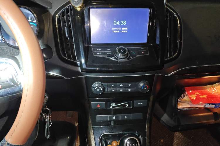 Used Lifan Auto Xuanlang 2017 1.8L Manual Elite Model