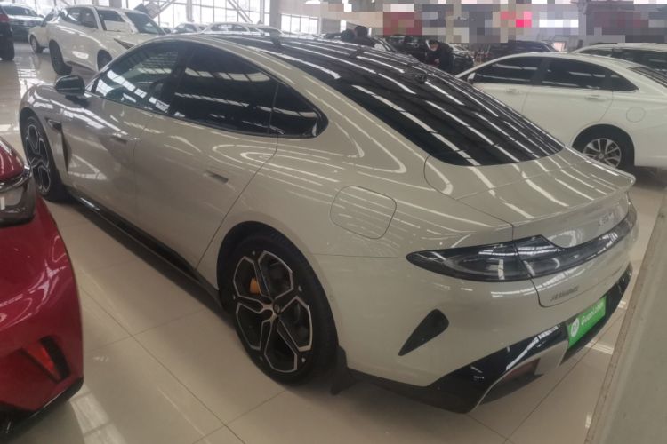 Used Xiaomi Auto SU7 2024 Rear-Drive Long-Range Intelligent Driving Version
