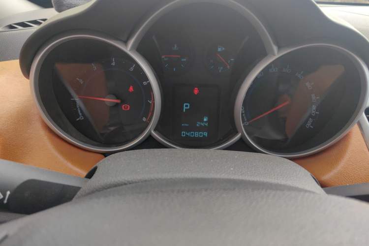 Used Chevrolet Cruze 2013 Hatchback 1.6L Automatic Luxury Model
