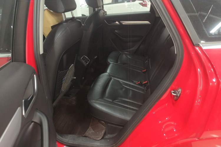 Used Audi Q3 2016 30 TFSI Fashion Model
