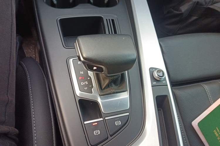 Used Audi A4L 2020 40 TFSI Fashion Dynamic Model