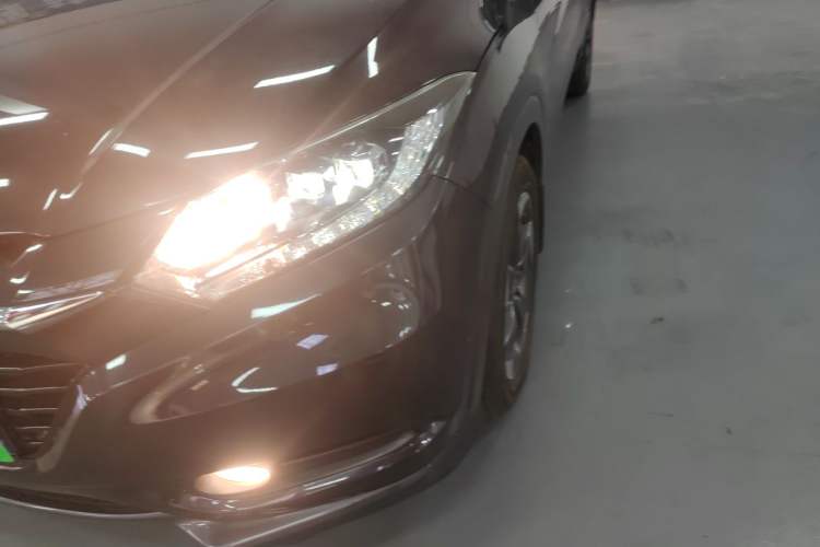 Used Honda Vezel 2015 1.8L CVT Four-Wheel Drive Flagship Model