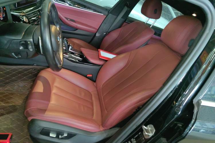 Used BMW 5 Series 2020 530Li Leading Model M Sport Package
