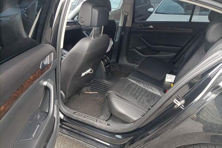Used Volkswagen Magotan 2017 380TSI DSG Luxury Model
