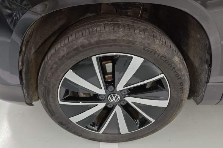 Used Volkswagen Tharu 2025 300TSI Two-Wheel-Drive Moonlight Edition Left Front Wheel Hub