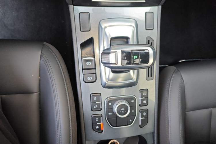 Used Haval H6 Coupe 2017 Red-Label 2.0T Automatic Two-Wheel Drive Elite Model
