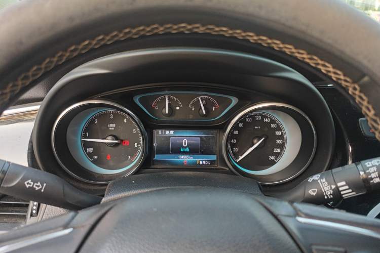 Used Buick Envision 2016 20T Two-Wheel-Drive Elite Model Instrument Cluster
