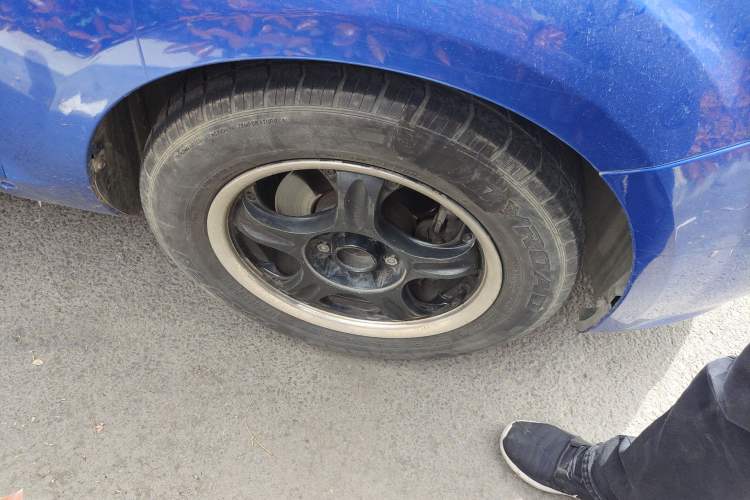 Used Ford Focus 2012 Hatchback Classic 1.8L Manual Base Model Right Front Wheel Hub