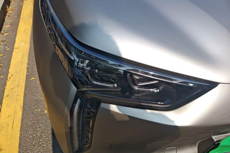 Used Chery New Energy Boundless Pro 2022 408 km Range Shenshou Version Lithium-Ion Battery
