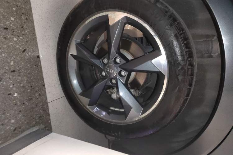 Used Audi Q3 2020 35 TFSI Fashion Dynamic Model Exterior 5