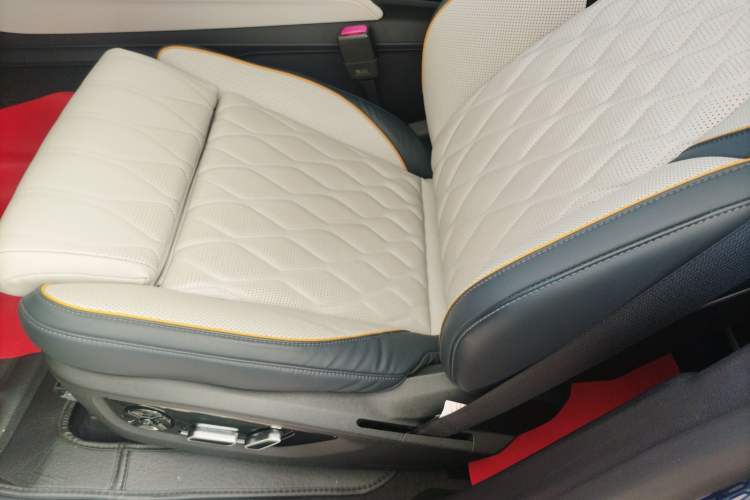 Used BYD Tang New Energy 2022 EV 635 km All-Wheel-Drive Flagship Model