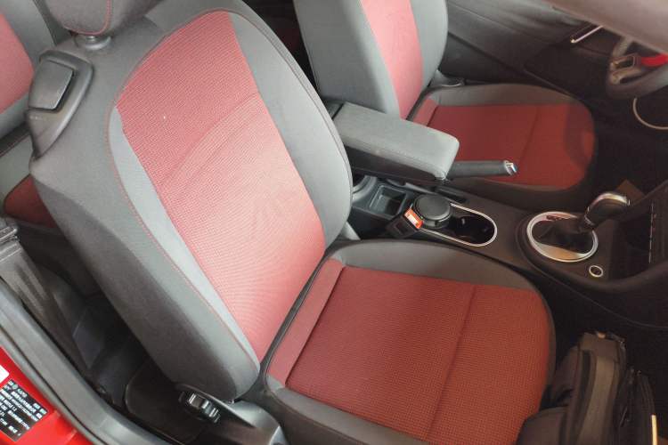 Used Volkswagen Beetle 2014 1.2TSI Comfort Model Right Front Seat