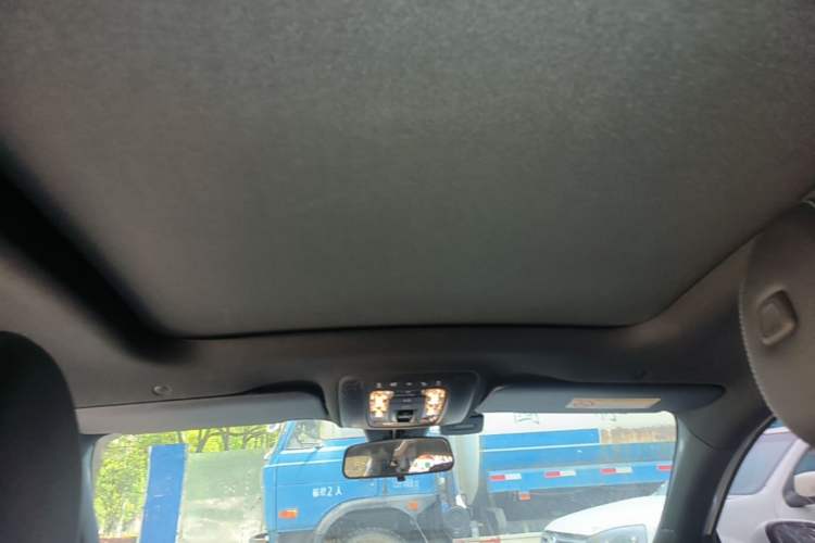 Used Mercedes-Benz A-Class 2022 Revised Version A 200 L Sport Sedan Fashionable Style