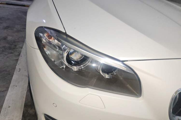 Used BMW 5 Series 2014 525Li Luxury Design Package
