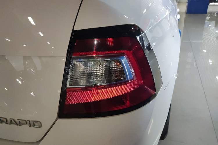 Used Skoda Rapid 2019 1.5L Automatic Comfort Edition China V Standard