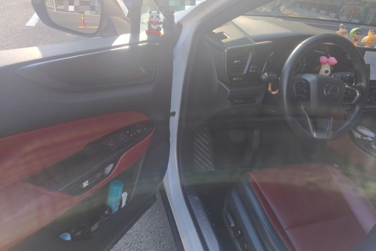 Used Lexus NX 2022 350h Front-Wheel-Drive Innovation Edition
