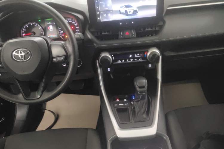 Used Toyota Wildlander 2023 2.0L CVT Two-Wheel Drive Leading Edition