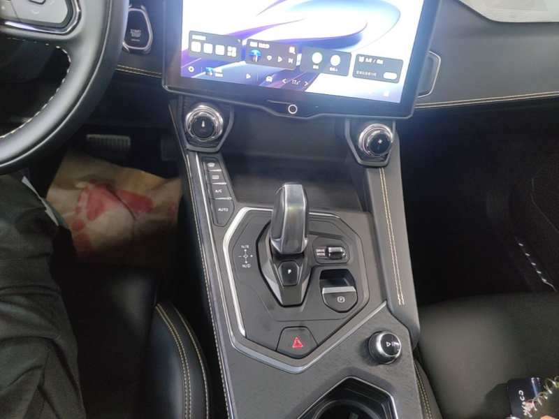 Used Lynk & Co 01 2023 2.0TD Two-Wheel Drive Asian Games Edition — 13
