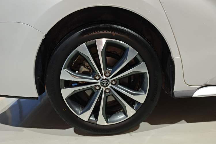 Used Toyota Granvia 2023 2.5L Hybrid Prestige PLUS Edition