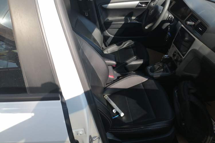 Used Volkswagen Lavida 2017 1.6L Automatic Comfort Edition Right Front Seat