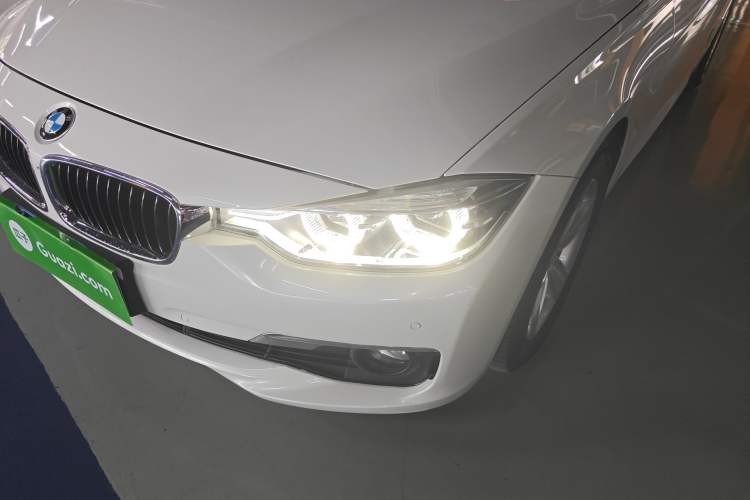 Used BMW 3 Series 2016 316Li Fashion Model
