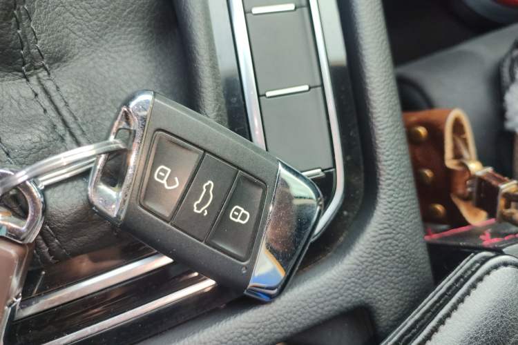 Used Volkswagen Magotan 2020 330TSI DSG Luxury Edition Vehicle Key