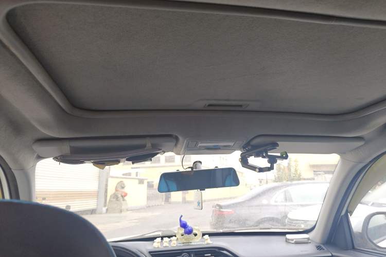 Used Chery Tiggo 3 2016 1.6L Manual ZhiShang Edition Headliner