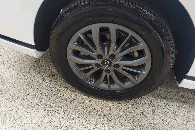 Used Bestune M9 2023 2.0T Prestige Edition
