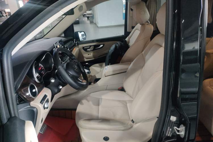 Used Mercedes-Benz V-Class 2018 V 260 L Prestige Extended Version China V Left Front Seat