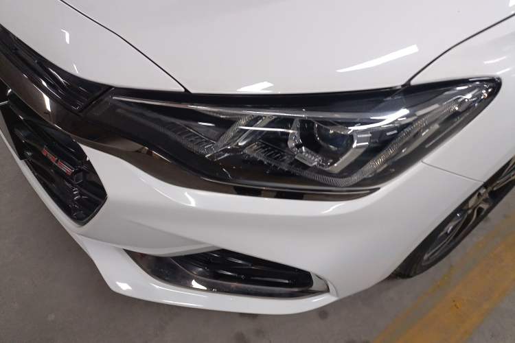 Used Chevrolet Monza 2022 Light Hybrid RS 330T Automatic Comfort Edition Left Front Headlight