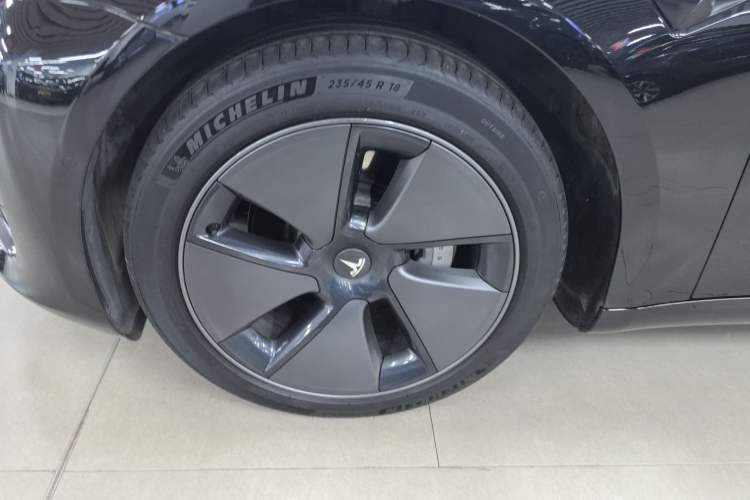 Used Tesla Model 3 2022 Rear-Wheel-Drive Version
