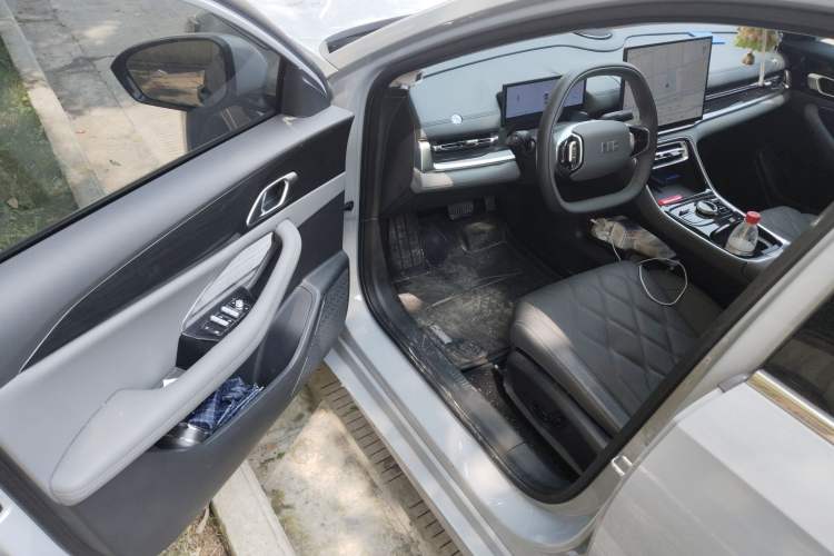 Used Geely Galaxy A7 2025 Model EM-i 70km Exploration Edition