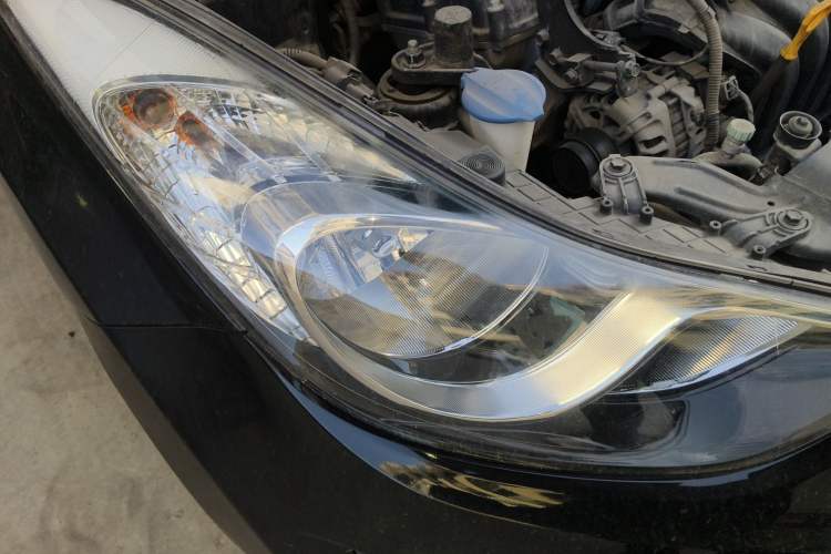 Used Hyundai Elantra (5th Generation / Langdong) 2015 1.6L Manual Leading Model