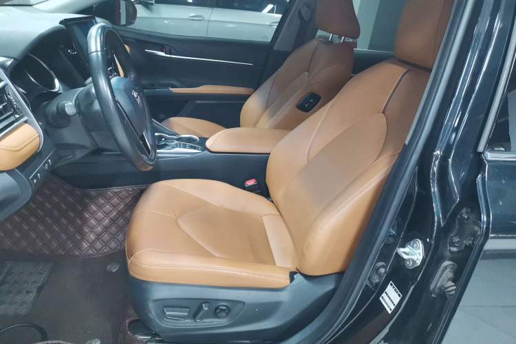 Used Toyota Camry 2021 Dual-Motor 2.5 HGVP Leading Edition
