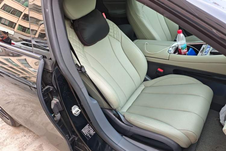 Used EXEED Star Era ES 2025 Extended-Range Plus Comfort & Smart Enjoyment Right Front Seat