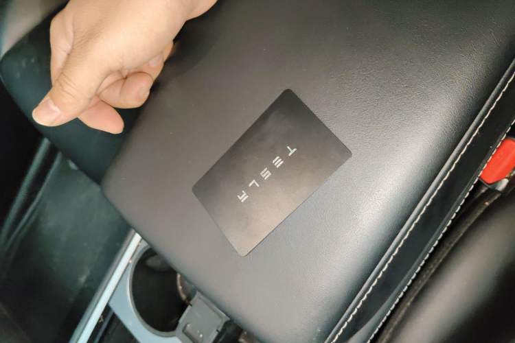 Used Tesla Model Y 2024 Rear-Wheel-Drive Version