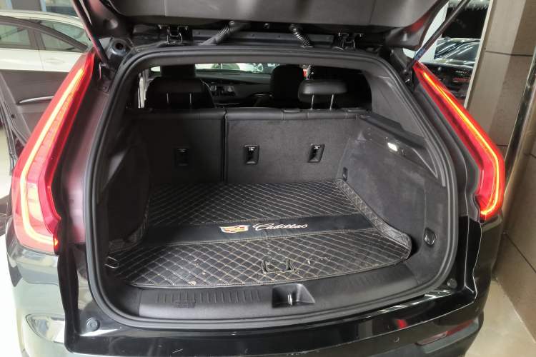 Used Cadillac XT4 2021 28T Two-Wheel Drive Tech Edition